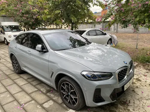 Cho Thuê Xe BMW X4 2022