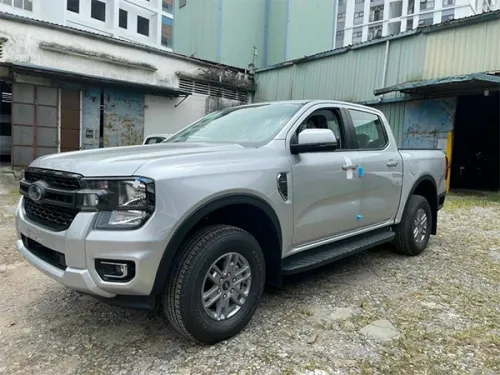 Cho Thuê Xe Ford Ranger 2023