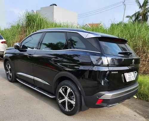 Cho Thuê Xe Peugeot 5008