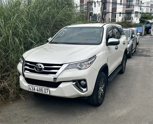 Cho Thuê Xe Toyota Fortuner 2020